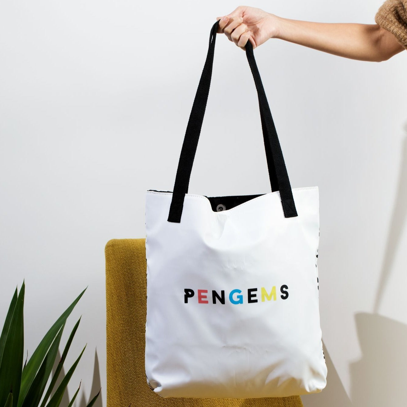 PENGEMS PENGEMS Graphic Logo Tote Bag